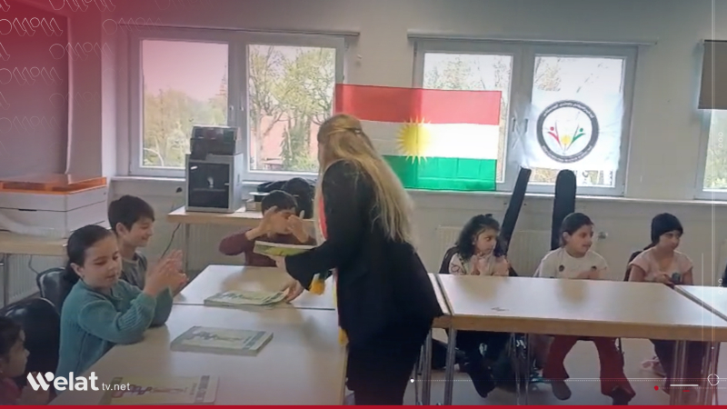 Herêma Kurdistanê 6 hezar pirtûkên fêrbûna zimanê Kurdî bo Revenda Kurdistanî şandin